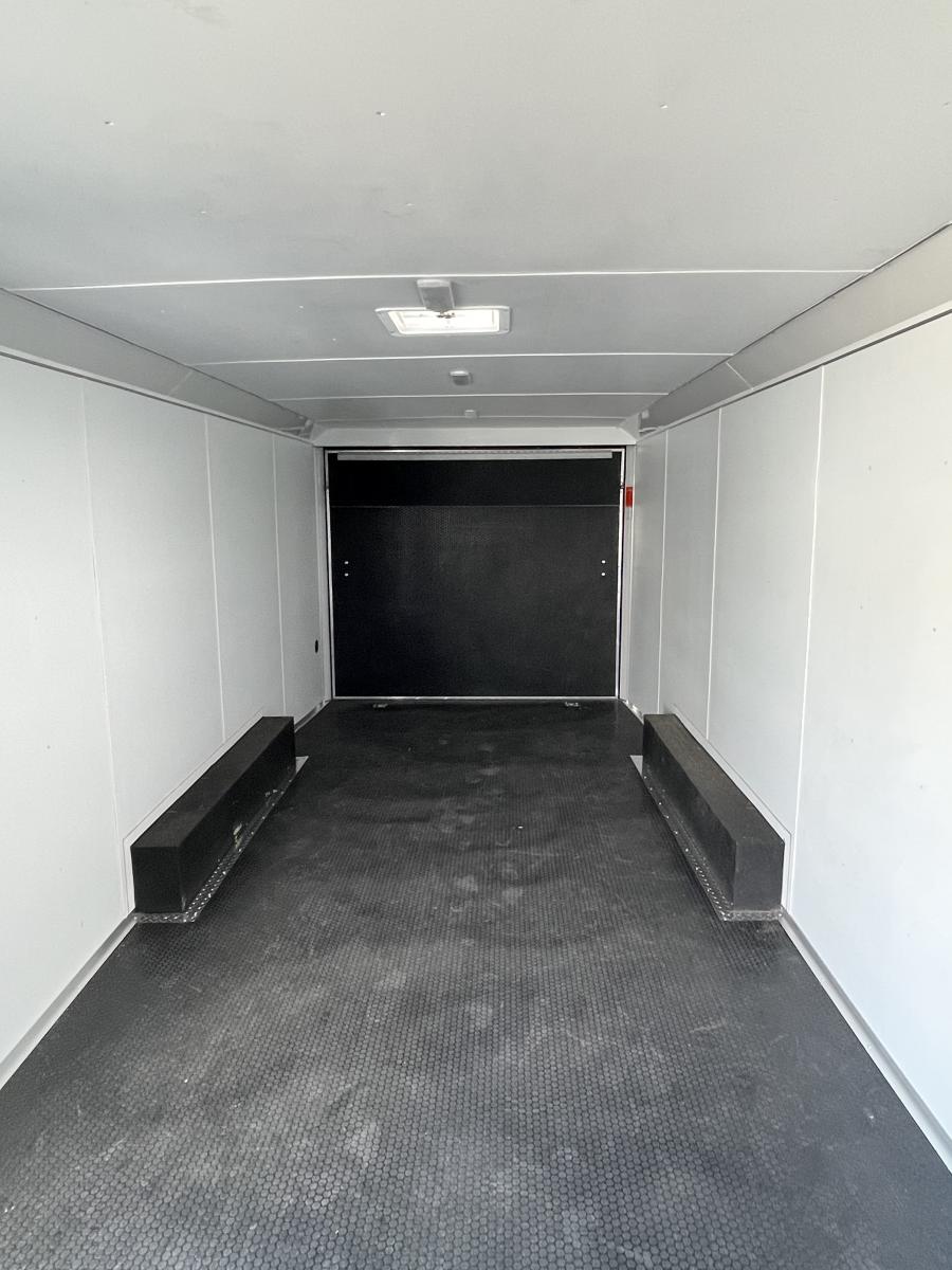 REVV RACE TRAILER 85X24 WELLS CARGO image 4