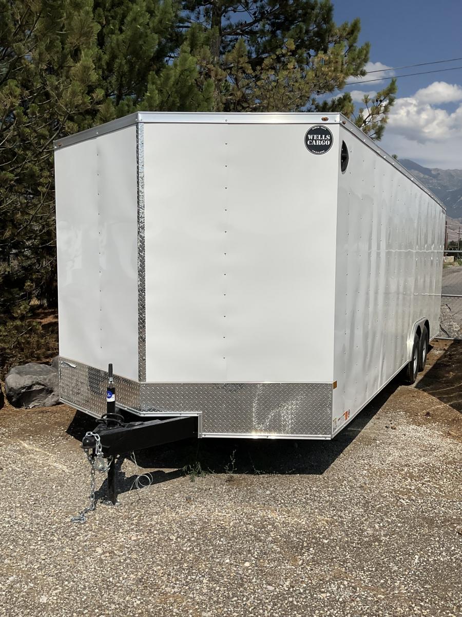 PP85 PASSPORT 8.5 X 24 TA ENCLOSE TRAILER DELUXE image 0