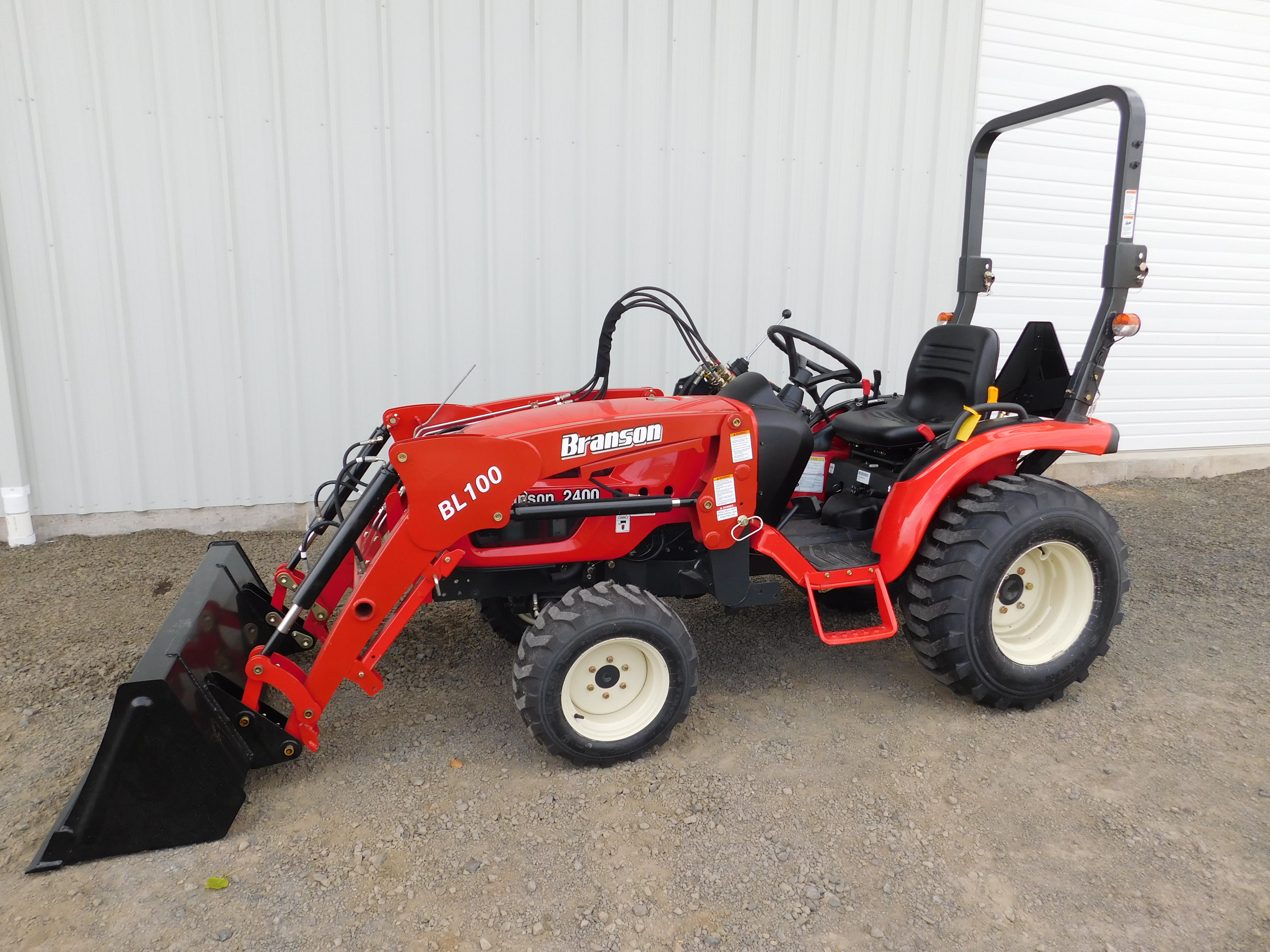 Branson 2400 Tractor with Front End Loader 24HP