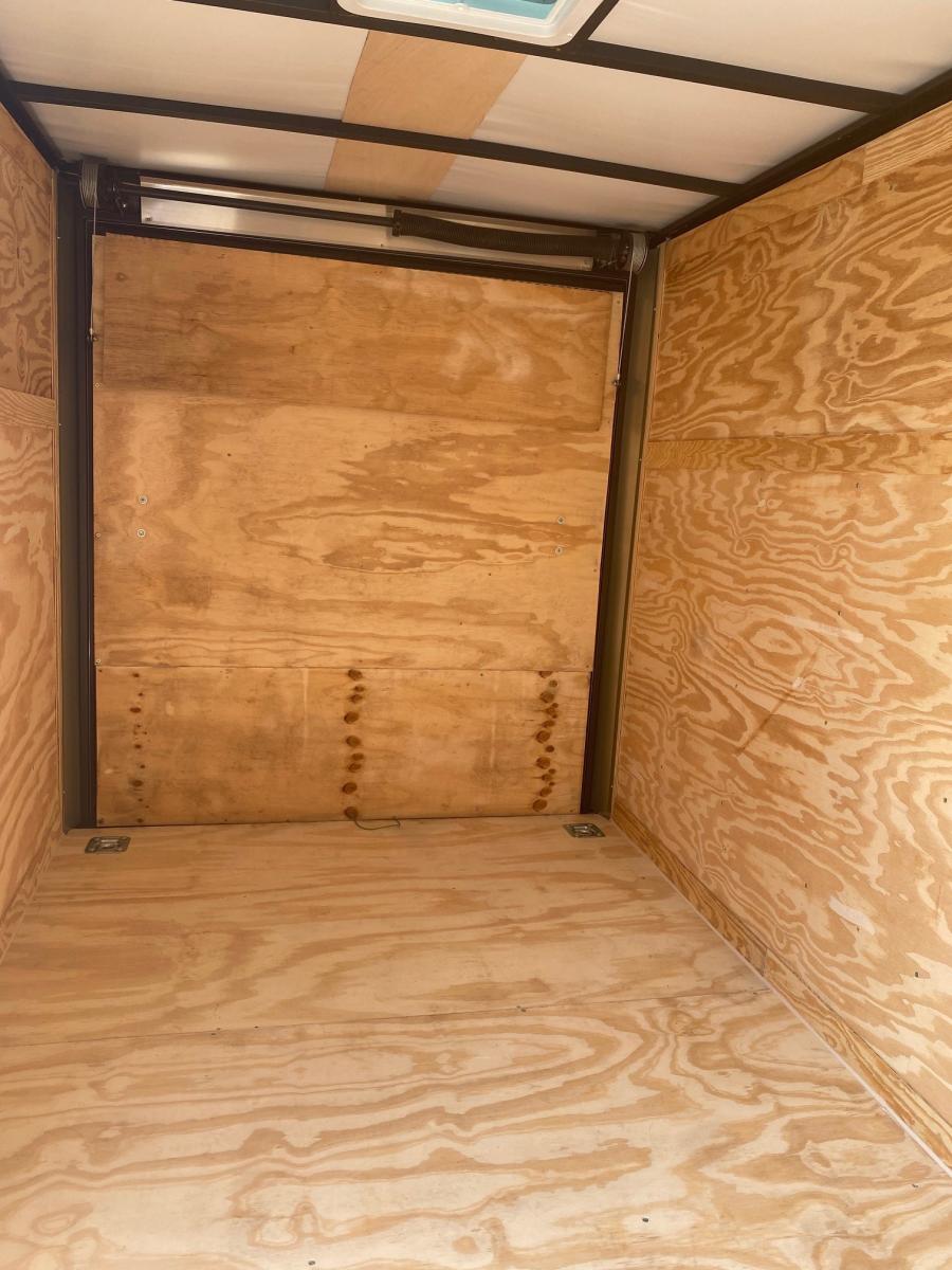 RS61 ENCL 6X12 3K SA WHITE RAMP DOOR 6 HT BY ROCK SOLID image 2