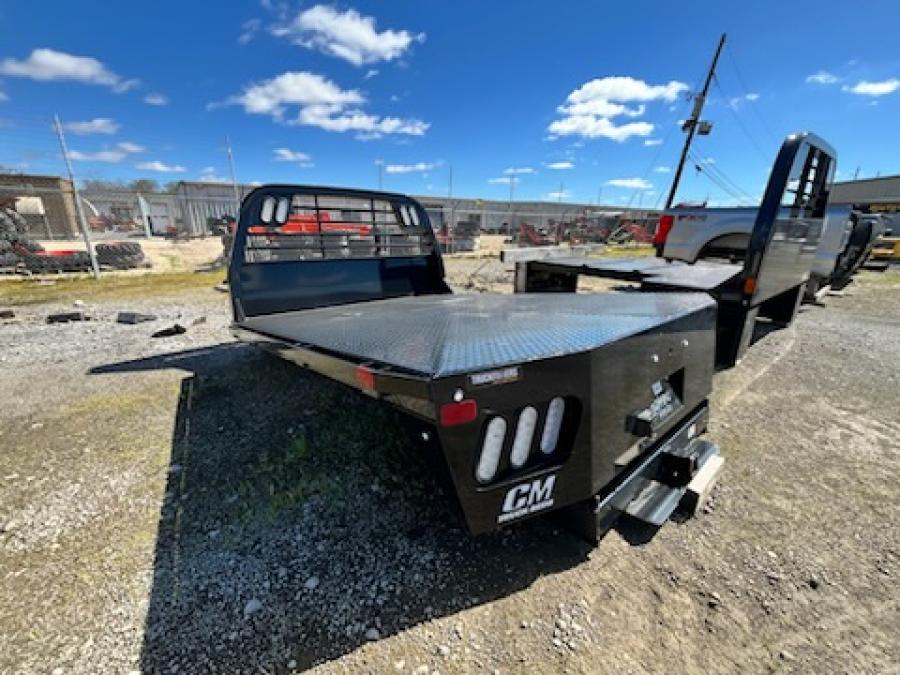 CM RD Flatbed 11’4L/97W/84C-A/34Runners SD image 0