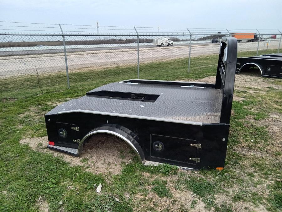 CM ER TBER86Lx97Wx58CA 42R TRUCK BED Big Tex Trailer World