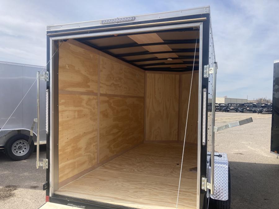 CSCB CARGO EXP. XL V-NOSE SI2 BLK RAMP DOOR STND 66″ HT image 2