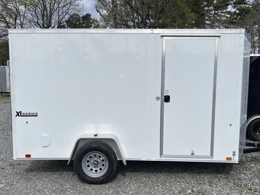CSCB CARGO EXP. XL V-NOSE SI2 WT RAMP DOOR STND 66″ HT image 1
