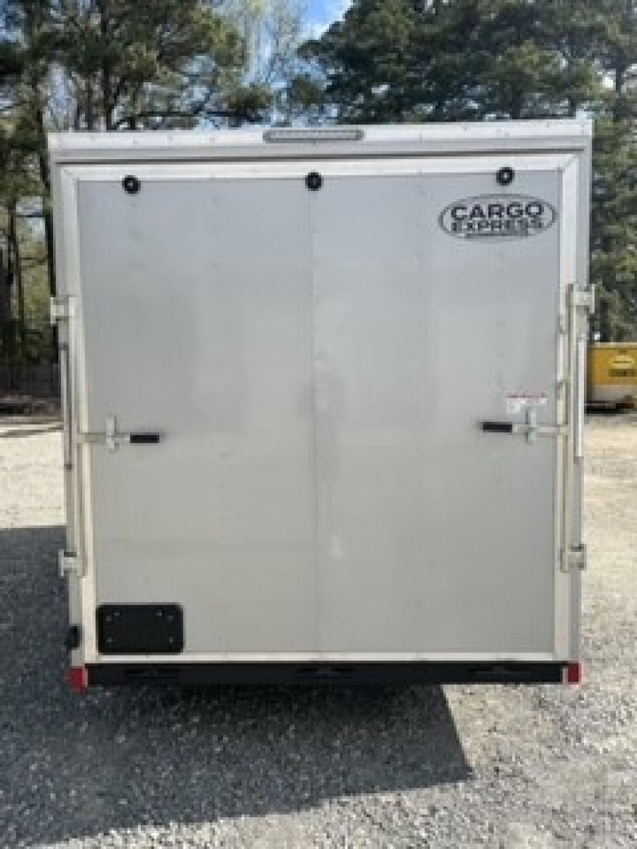 CSCB CARGO EXP. XL V-NOSE TE2 SV RAMP DOOR STND 7 HT image 0