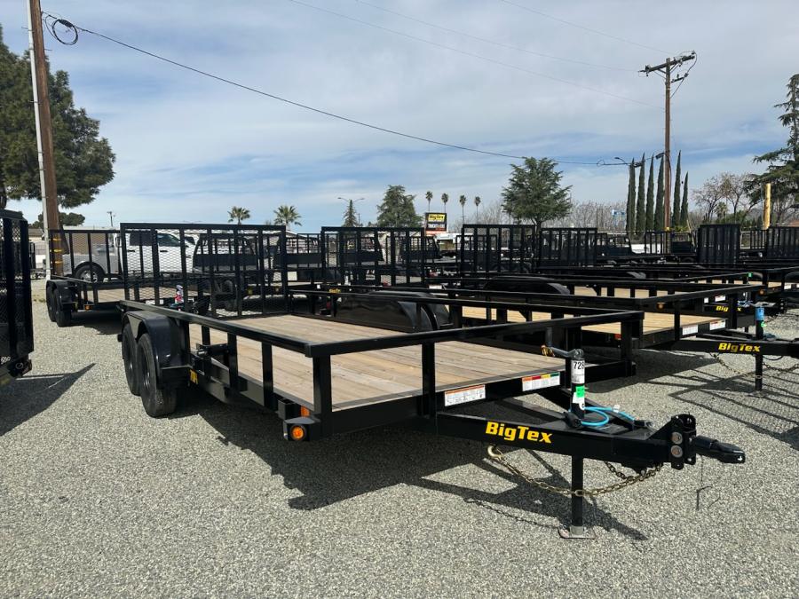 Big Tex 70PI16 BRAKES ON BOTH AXLES Big Tex Trailer World