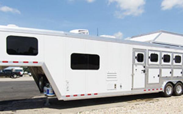 Cimarron Norstar 4horse Living Quarters  #15028