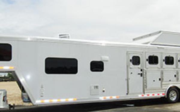 Cimarron Norstar 4horse living quarters.  #15029