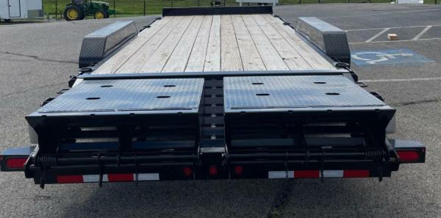 Big Tex 16ET 83″ x 17 + 3 (17ft Deck w/ 3 Cleated Dovetail) Equipment Trailer, 17,500# GVWR, 17.5″ 16 Ply Tires image 0