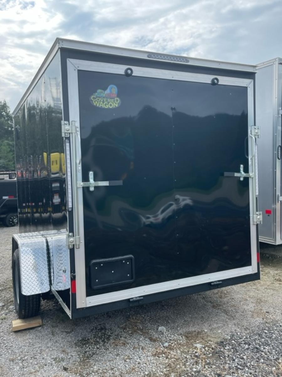 CWG6 6X10 BLACK SA CARGO STND COVERED WAGON GOLD image 1