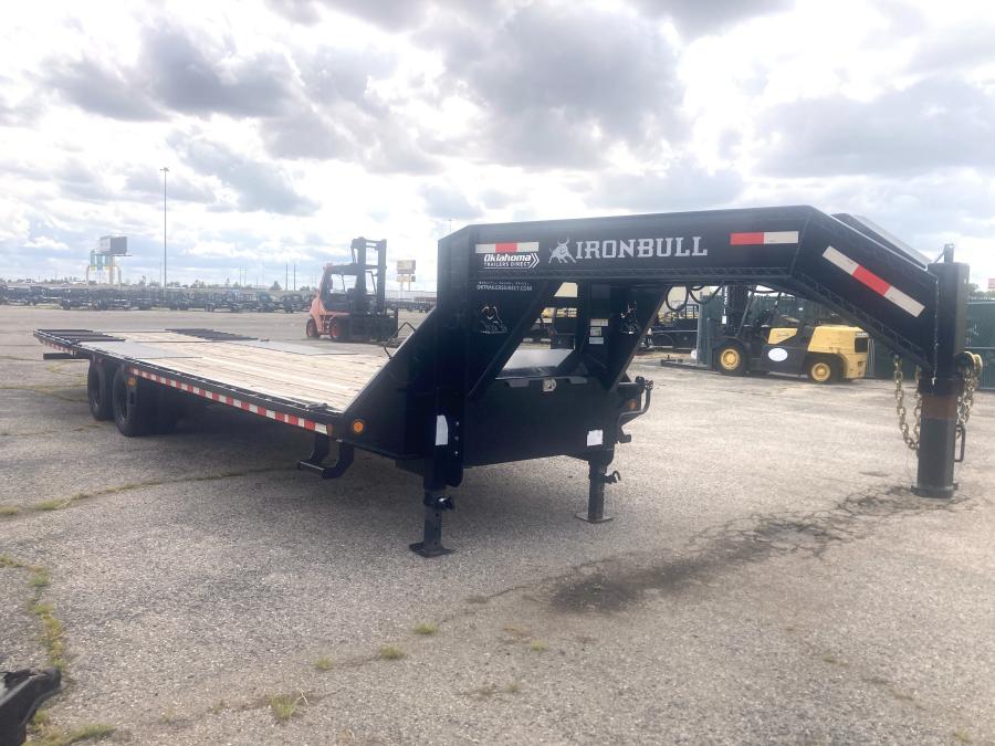 32’ Iron Bull Dual Gooseneck with Hydraulic. Dovetail Big Tex Trailer