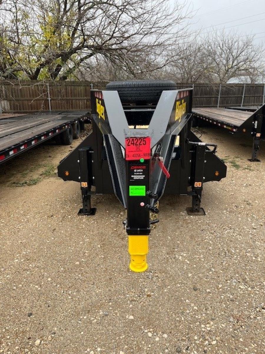 Big Tex 22GN40D5AMRBK (102"W x 35' Deck with 5' Mega Ramp, Dual Wheel