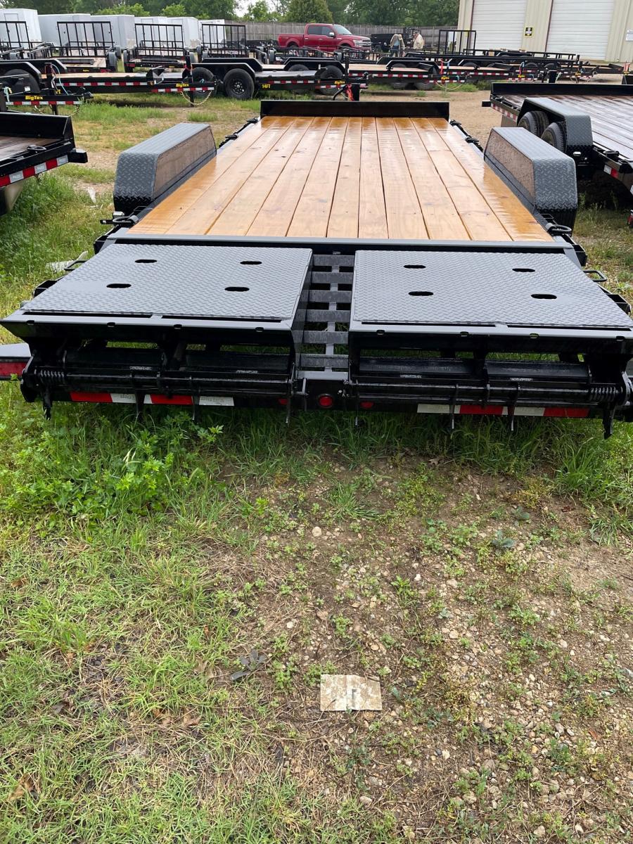Big Tex 14ET-20BK-MR (83″W x 20’L, Tandem Axle Equipment Trailer, 3’ Cleated Dovetail w/ 3’ Mega Ramps and Spare Tire Mount) image 3