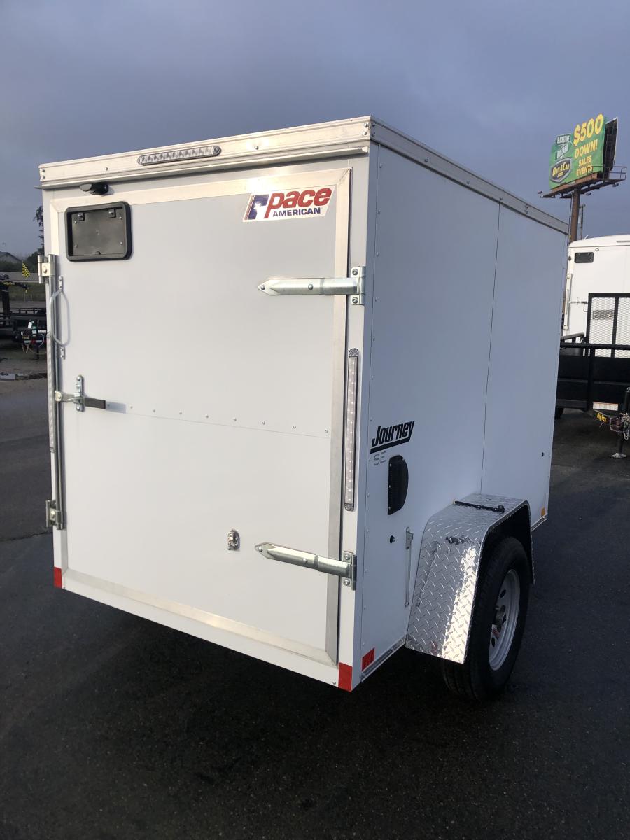 LP11 5X8 JOURNEY SE FLAT TOP SLOPED VNOSE ENCLOSED 3K Image 2