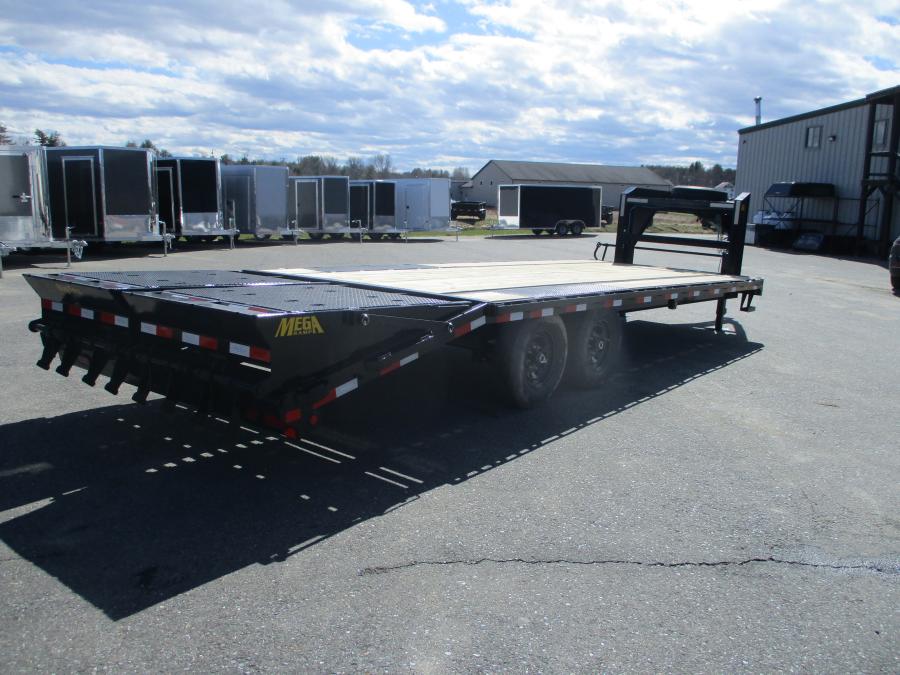 Big Tex 14GN, Gooseneck, 102″ x 25′, 15.9K, Dovetail, Mega Ramps image 2