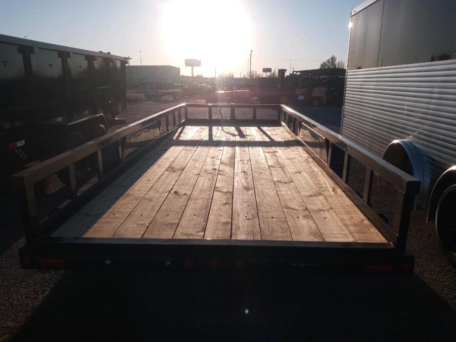 2024 Big Tex Heavy Duty Tandem Axle Pipe Top Utility Trailer 83”x 16’ w/ 4’ slide out ramps, spare tire mount, and dual brake axles. image 1