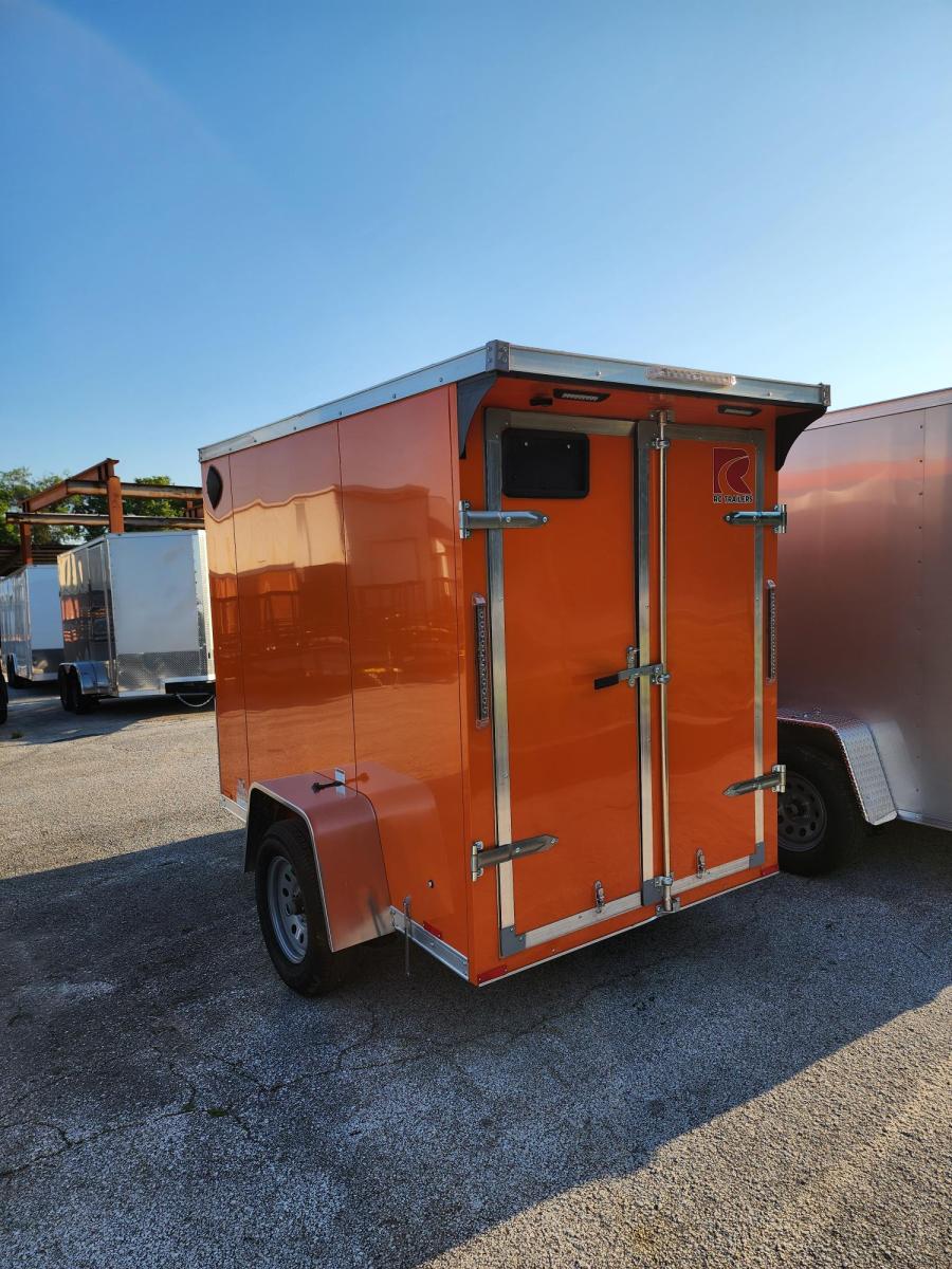 RDLX 5 x 8 SA, V-Nose, Double Rear Doors, Screw less Exterior, Rear Spoiler image 1