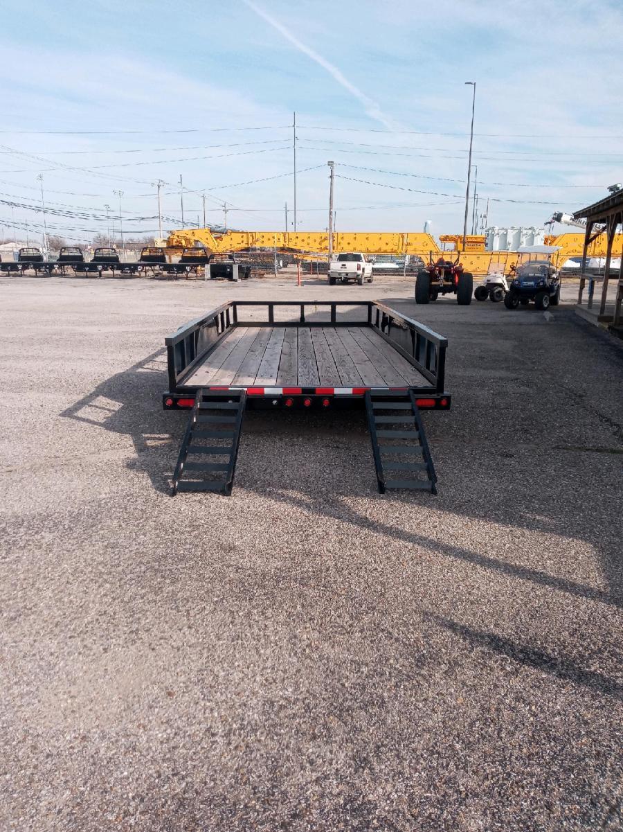 Big Tex 14PI-16BK (83″W x 16’L, Heavy Duty Tandem Axle Utility Trailer, 4′ Slide-in Ramps and Spare Tire Mount) image 2