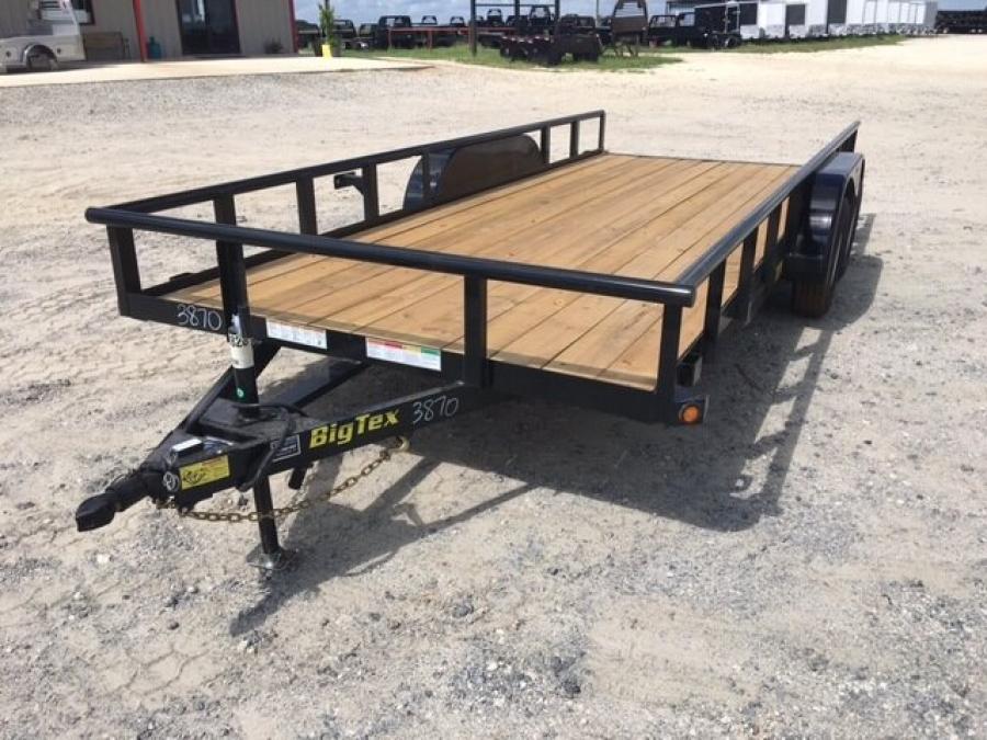 Big Tex 70PI-16XBK (83″W x 16’L, Tandem Axle Utility Trailer with 4′ Slide-in Ramps, Spare Tire Mount and Brakes on One Axle) image 2