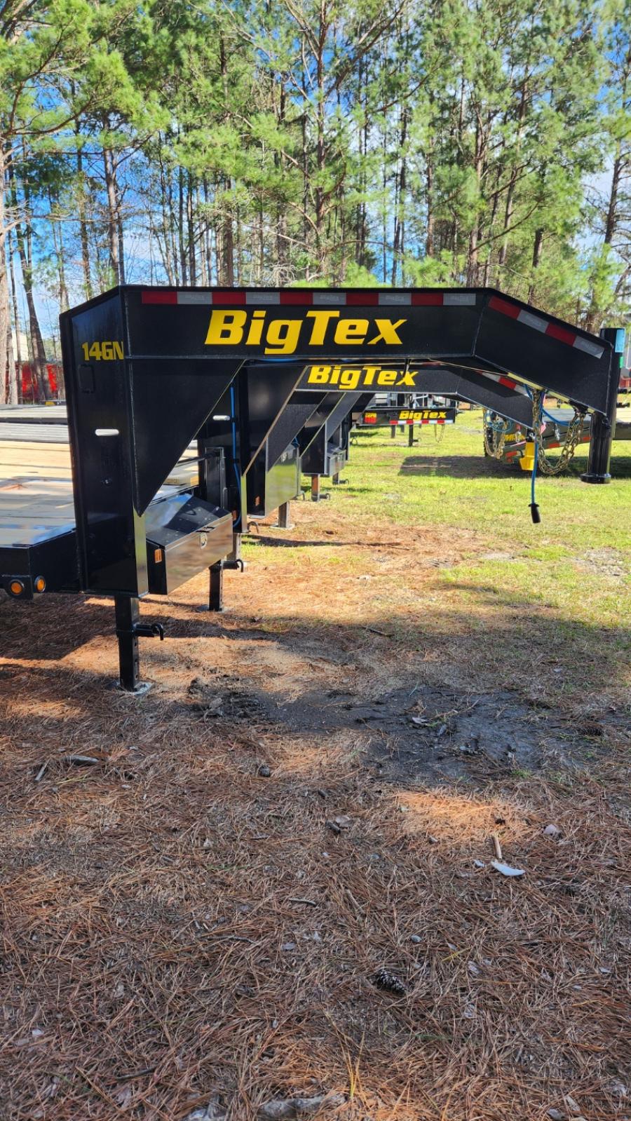 Big Tex 14GN 15.9K TAND GN 102×20+5 MR DVT Mega Ramps, Black image 0