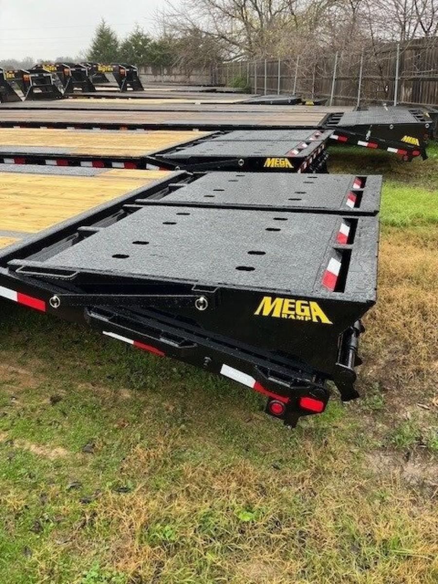 Big Tex 22GN 23.9K TAND-D GN 102×35+5 MR DVT Mega Ramps, TT, Black image 4