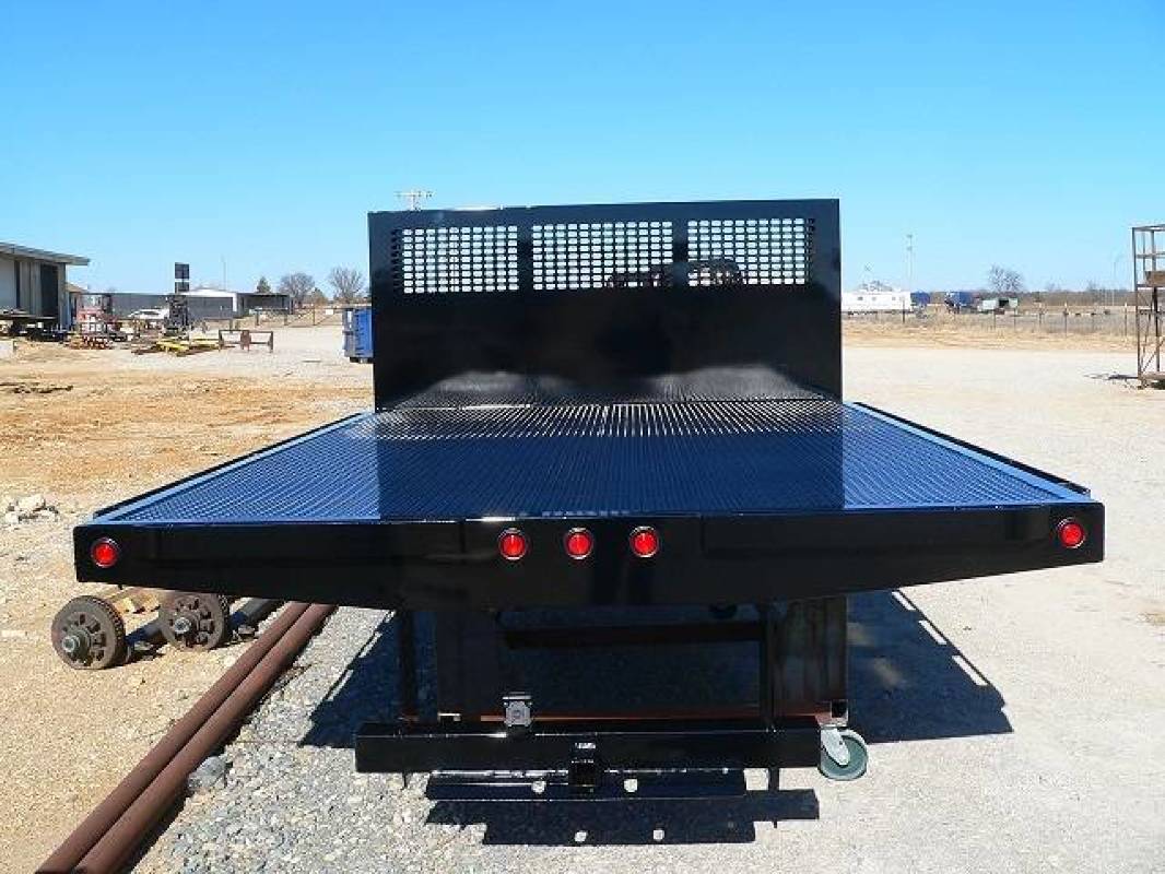 CM Truck Bed PL Model 16'