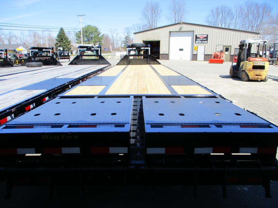 Big Tex 22GN, Gooseneck, 102″ x 35′, 23.9K, Dovetail, Mega Ramps image 2