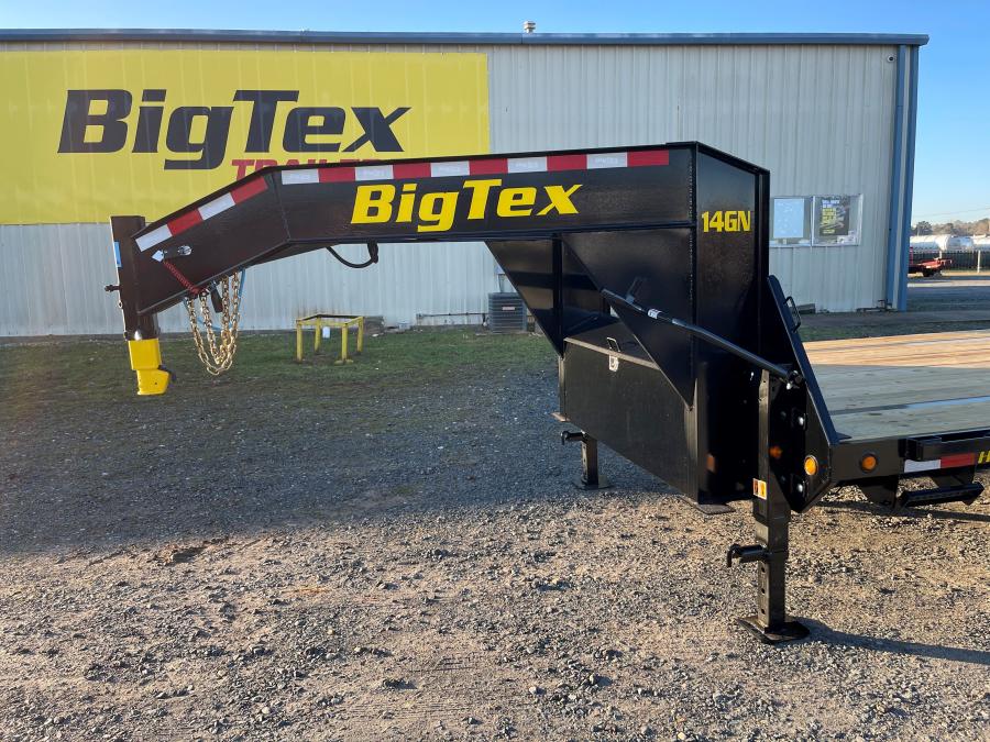 Big Tex 14GN 15.9K TAND GN 102×28+5 MR DVT Mega Ramps, Black image 1