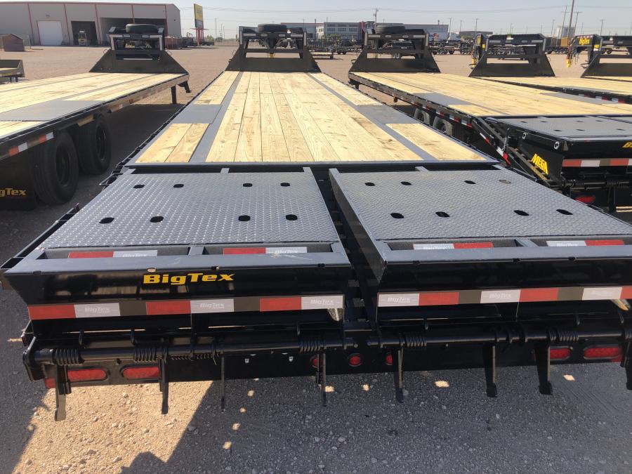 Big Tex 14GN, Gooseneck, 102″ x 33′, 15.9K, Dovetail, Mega Ramps image 2