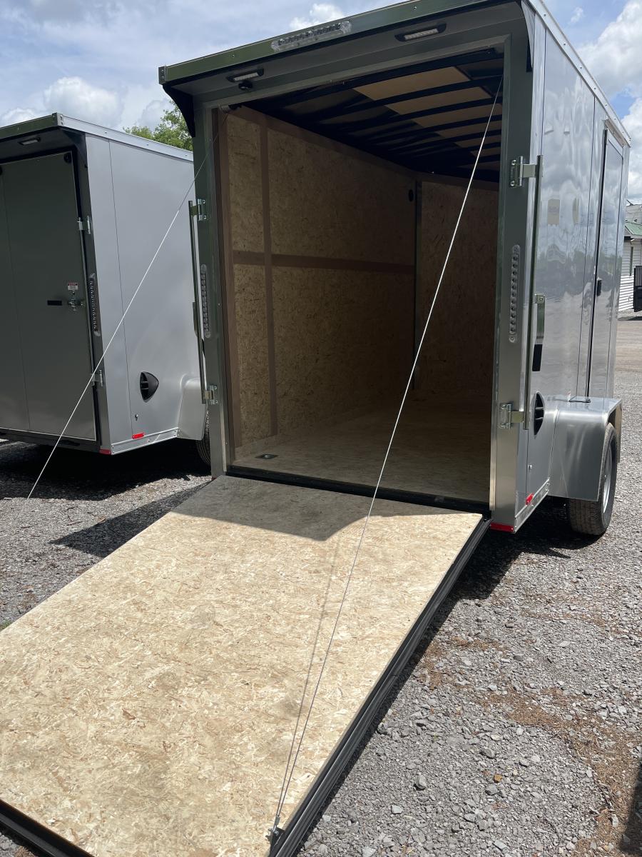 DLXV DELUXE V NOSE 6X10 SA SV RAMP DOOR STANDARD +6HT Image 2