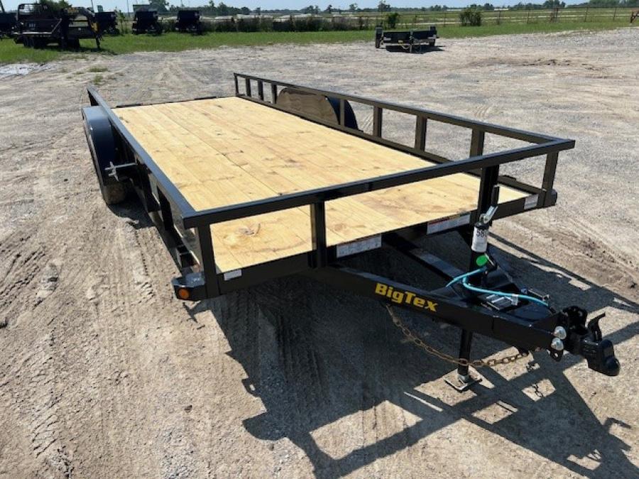 Big Tex 70PI-X 83″ x 20′ Tandem Axle Square Tube Top Utility Trailer w/ Slide Out Loading Ramps image 4