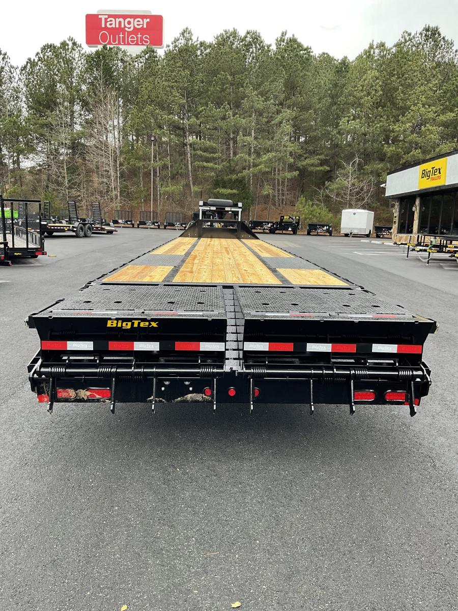 Big Tex 22GN, Gooseneck, 102" x 33', 23.9K, Dovetail, Mega Ramps Image 1