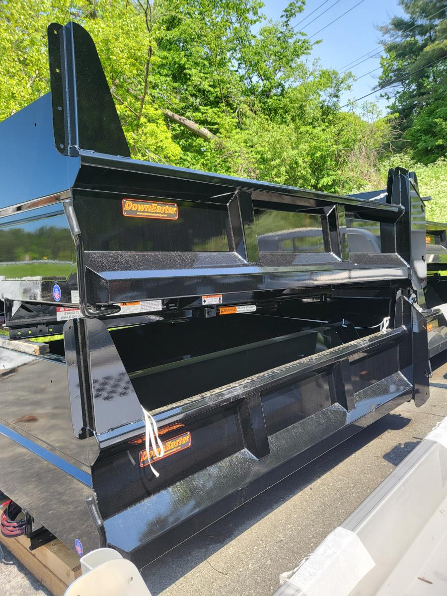 CMTB  Dump Body with CS515 Hoist 3.5 - 6 yrd - Downeaster Image 0