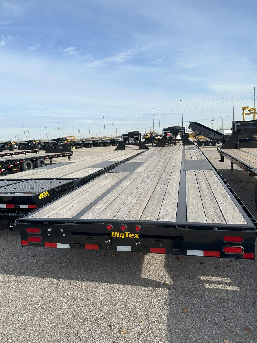 USED 2023 Big Tex 22GN Dual Tandem 10ks Gooseneck with spare tire.  102"x40' Flat with 8' Slide In Ramps Image 2