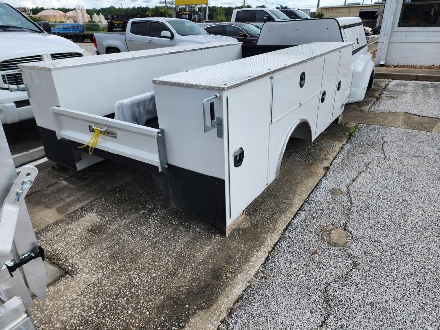 CM CMG 134/94VVSSMLG2M Service Body Image 0