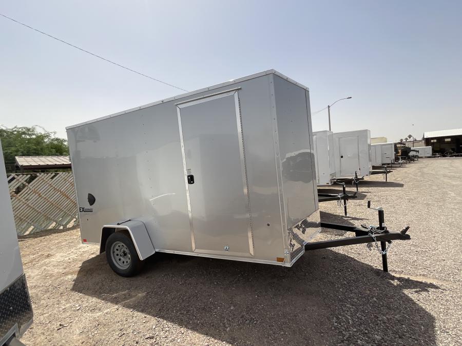 KE72 6X12 EX DLX FLAT TOP V NOSE ENCLOSED CARGO Image 2
