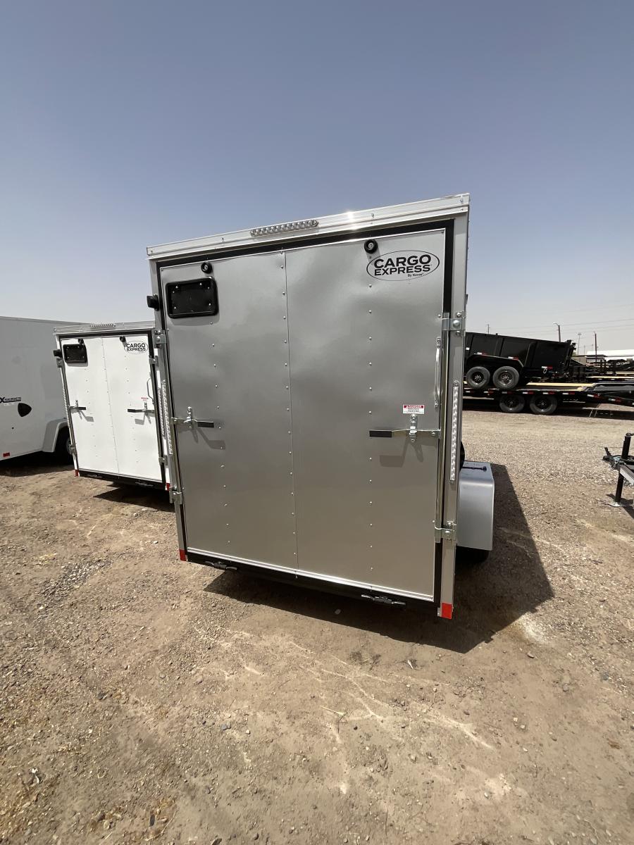 KE72 6X12 EX DLX FLAT TOP V NOSE ENCLOSED CARGO Image 3