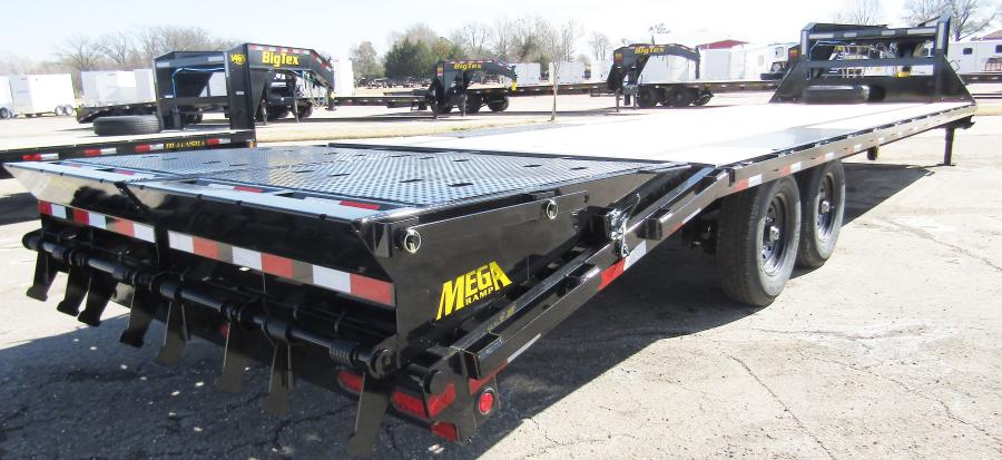 Big Tex 14GN, Gooseneck, 102" x 30', 15.9K, Dovetail, Mega Ramps Image 2