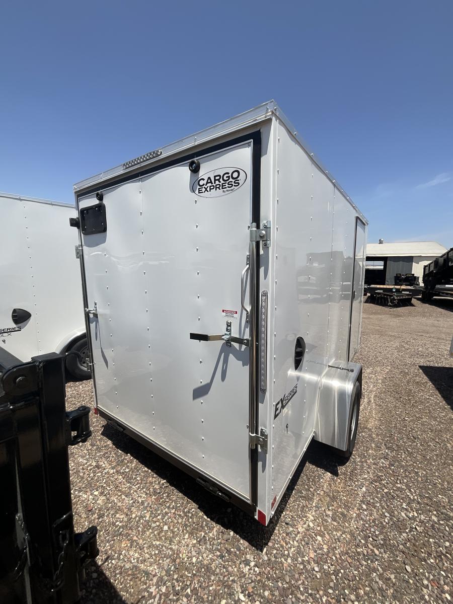 K721 6X12 EX DLX FLAT TOP 3.5K V NOSE ENCLOSED CARGO Image 2