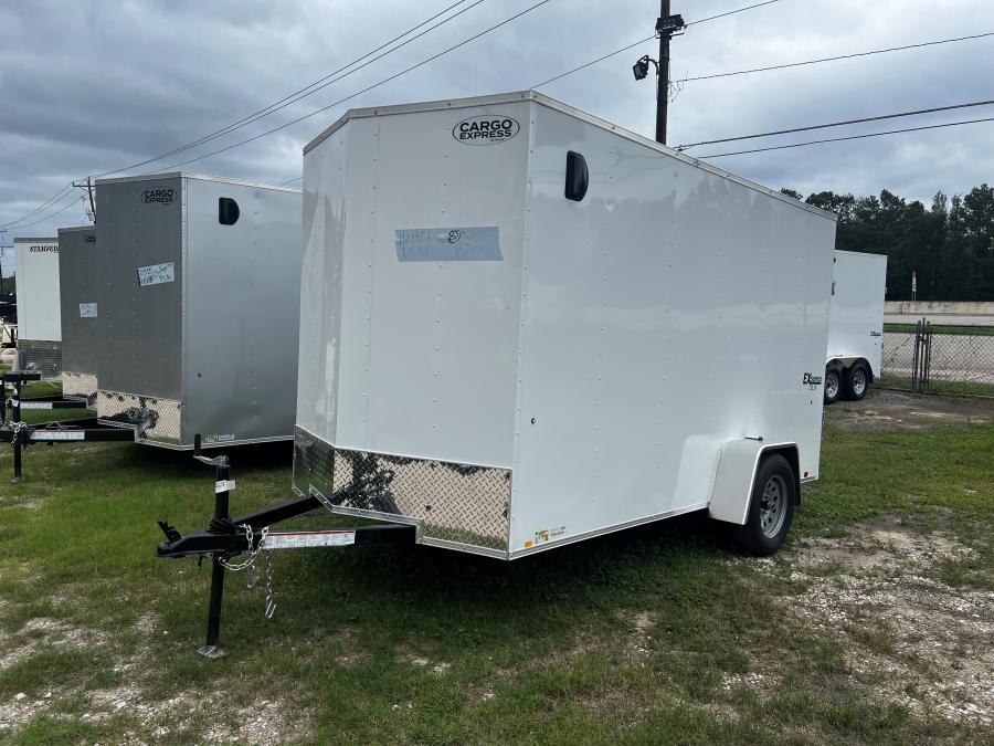 K721 CARGO EXPRESS EX DLX SLOPED VNOSE 6X12 SA ENCLOSED TRAILER image 0