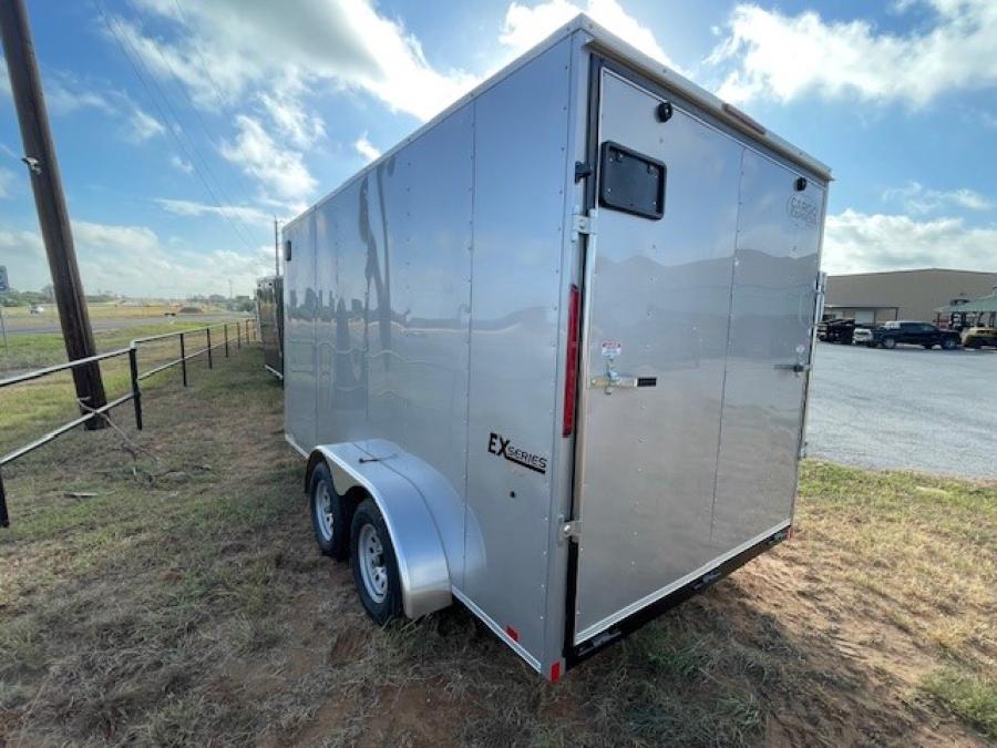 K841 7X14 INDIGO DLX FLAT TOP VNOSE ENCLOSED CARGO image 0