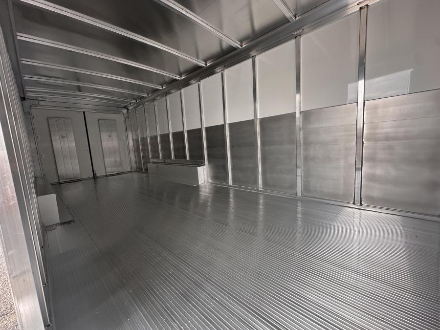 2025 Aluminum Workhorse 8'x24' Gooseneck Cargo Image 4