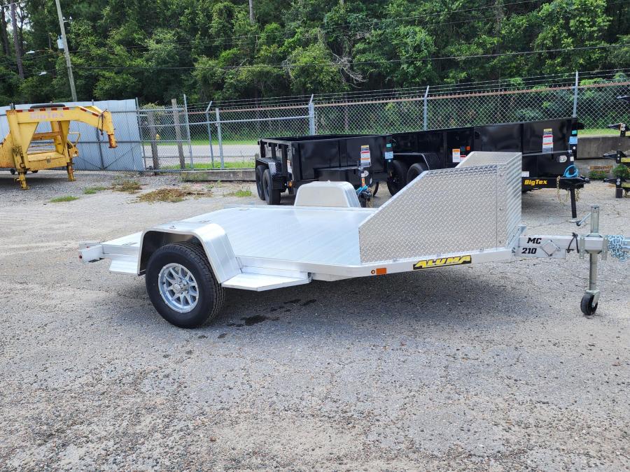 Aluma MC210 Aluma 2-Place Motorcycle, Stone guard, Wheel chocks, Alum Wheels, Ramp, LED LTS Image 0