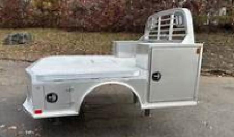 CM ALSK TB ALSK 86/97/57/42 DLX FRNT BOX Image 2