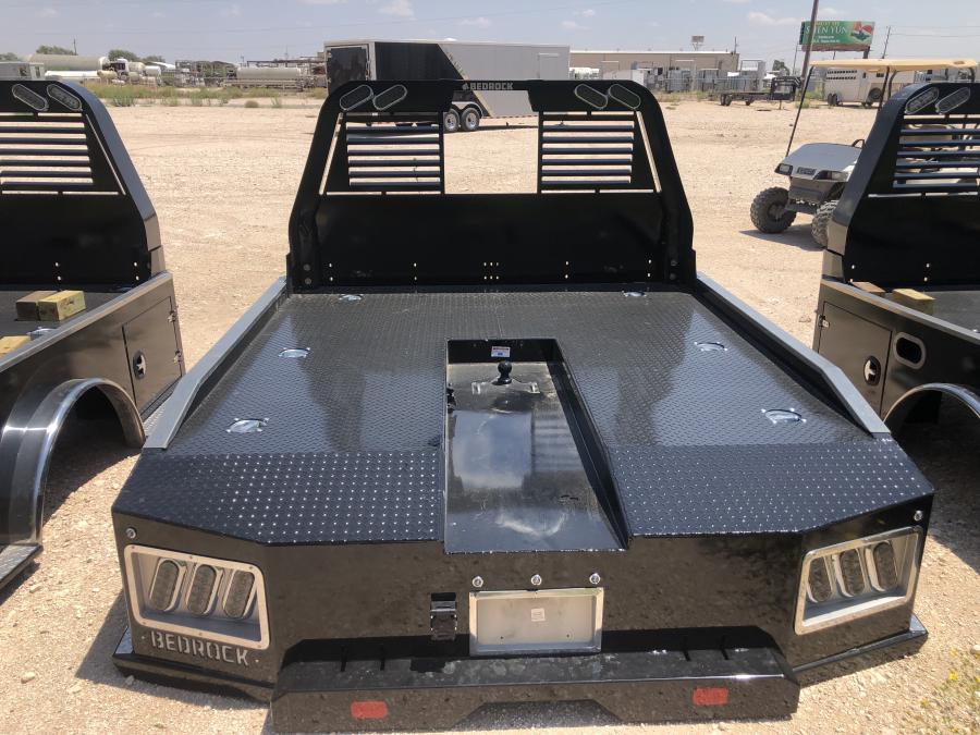 CM RD ONYX CAB CHASSIS94x94" 60CA34FW DW 4BOX Image 2