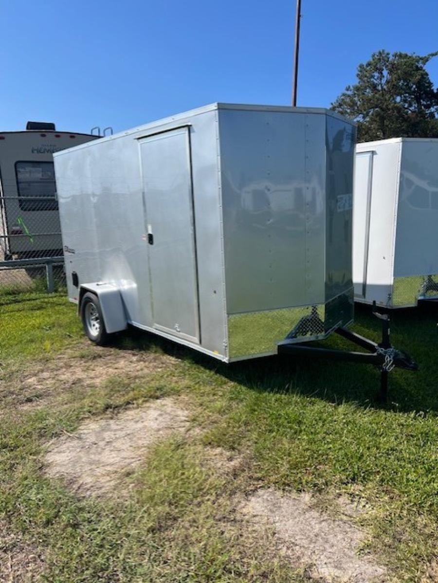 CARGO EXPRESS VNOSE 6X12 ENCLOSED TRAILER image 1