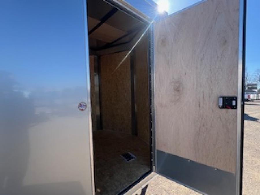2025 Cargo Express Silver 7X14 DLX Flat Top V-nose Enclosed Cargo Image 6