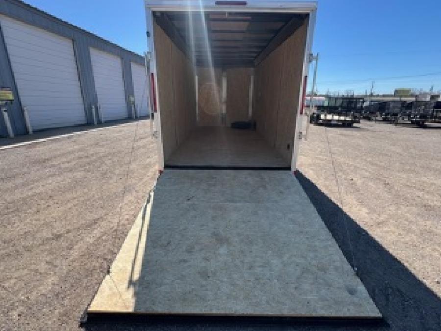 2025 Cargo Express Silver 7X16  DLX Flat Top V-nose Enclosed Cargo 7K image 2