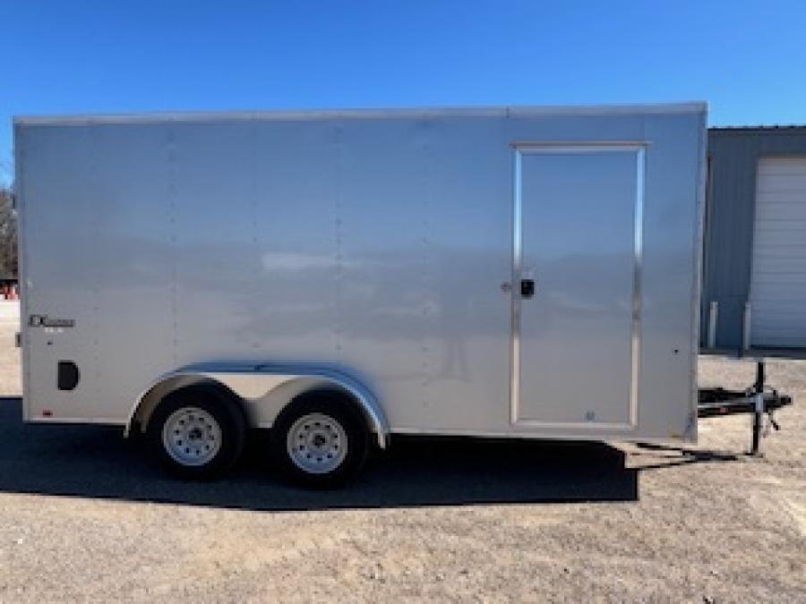 2025 Cargo Express Silver 7X16  DLX Flat Top V-nose Enclosed Cargo 7K image 6