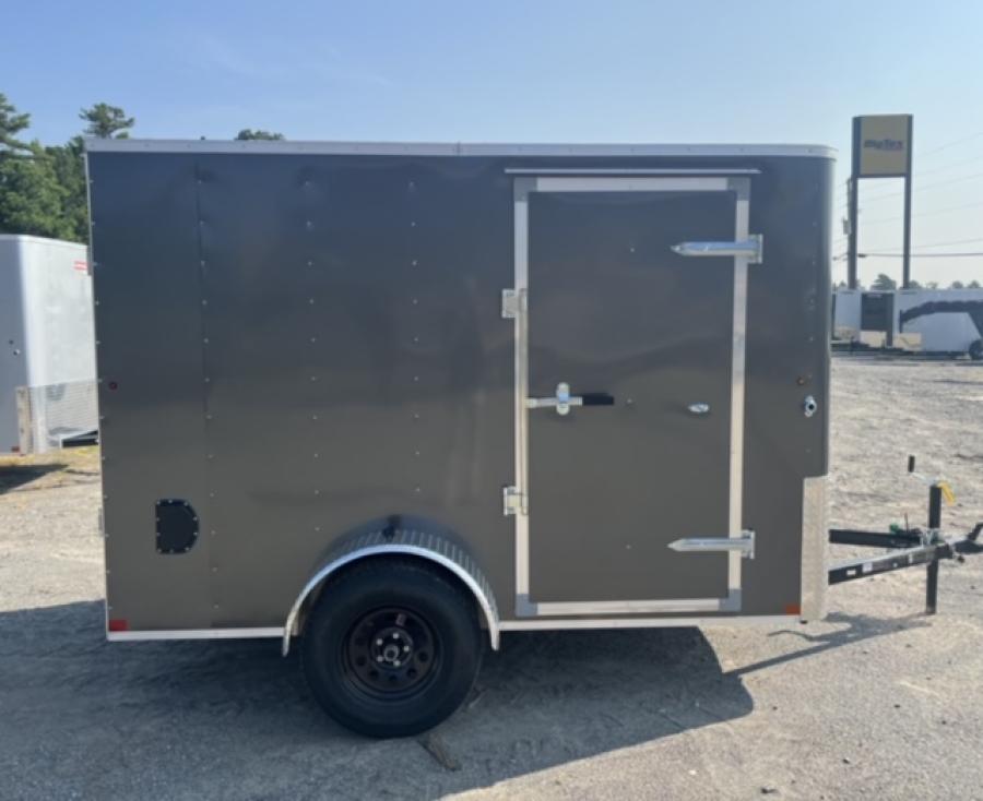 CO61 CARGO 6X10 FLAT RF RND FRNT CARGO BY CARRY ON Image 2